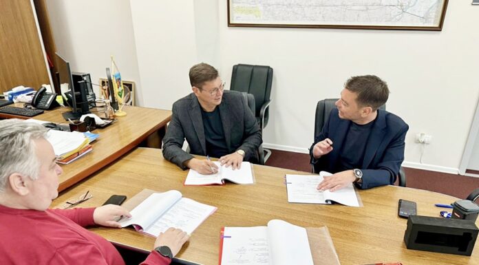 Modernizarea sistemului de deșeuri din Ialomița: A fost semnat contractul pentru achiziția a 64 de autogunoiere